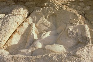 ヘラクレスの彫刻 作： Achaemenid