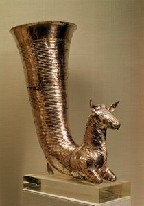 イランからのアイベックスの形のライトン（金）
