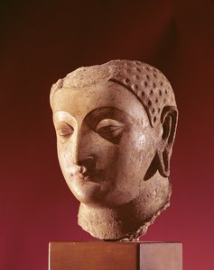 5世紀頃の仏頭（ジェッソとペンキの痕跡がある漆喰）