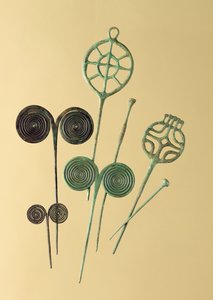 針（オーバー・ウント・ウンタービンバッハ、ハイナ、グロッセンルーダー、リーベナウより）（ブロンズ 作： Age Bronze