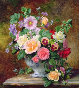 花瓶のバラ、パンジー、その他の花