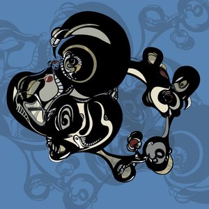 闇に潜む有機的な形態 作： 