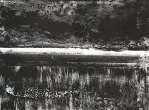 暗雲立ち込める地平線の映り込み 作： 