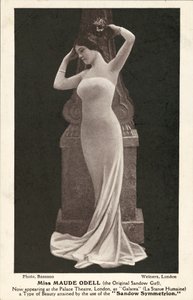 モーデ・オデール（アメリカの舞台女優）（モノクロ写真 作： Alexander Bassano