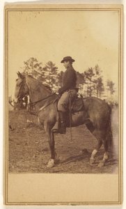 [Man wearing hat, in profile, on horseback] 作： Alexander Gardner