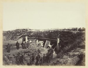 説教壇、ノースカロライナ州フォートフィッシャー、1865 年 1 月。 作： Alexander Gardner