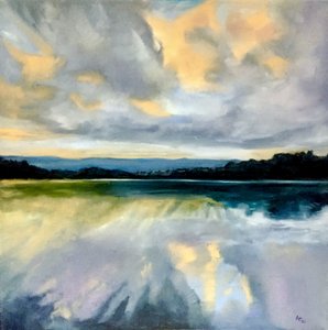 黄金の空の映り込み