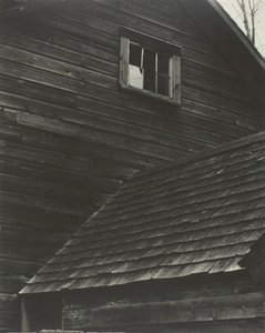 バーン・レイク・ジョージ、1922年。 作： Alfred Stieglitz