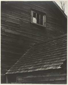 納屋 - ジョージ湖 作： Alfred Stieglitz