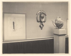 [291のピカソ・ブラック展の詳細]。 作： Alfred Stieglitz