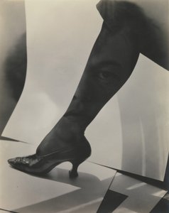 ドロシー・トゥルー 作： Alfred Stieglitz