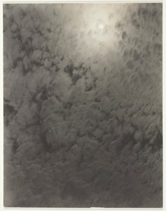 同等、1926年。 作： Alfred Stieglitz