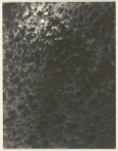 同等、1929年。 作： Alfred Stieglitz