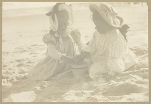 フィオラ・フラナリー、キティ・スティーグリッツ、1902年。 作： Alfred Stieglitz