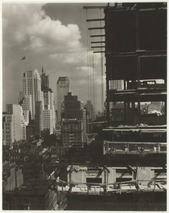 1931 年、北のアメリカン プレイスの窓から。