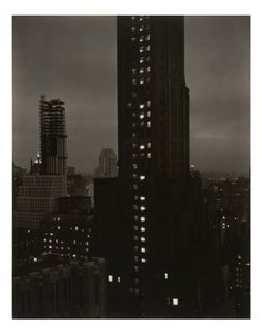  作： Alfred Stieglitz