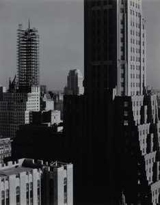  作： Alfred Stieglitz