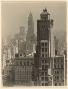 [シェルトン・ルッキング・ノースより］ 作： Alfred Stieglitz