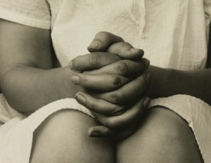 ジョージア・オキーフ 作： Alfred Stieglitz