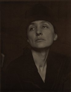  作： Alfred Stieglitz