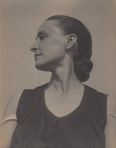  作： Alfred Stieglitz