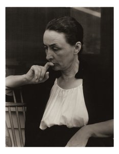  作： Alfred Stieglitz