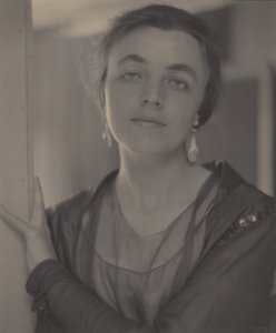  作： Alfred Stieglitz