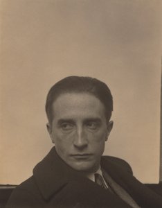  作： Alfred Stieglitz