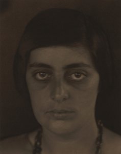  作： Alfred Stieglitz