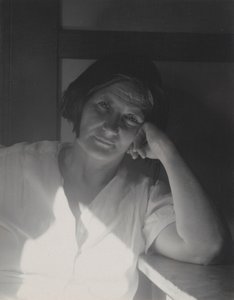  作： Alfred Stieglitz