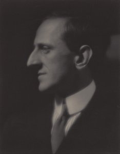  作： Alfred Stieglitz