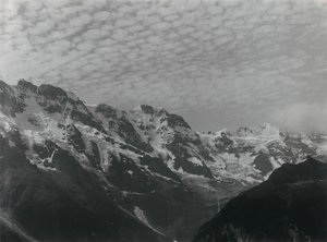Mid Snow and Ice、1894 年、192039 年に印刷。 作： Alfred Stieglitz