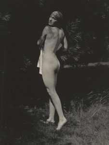  作： Alfred Stieglitz