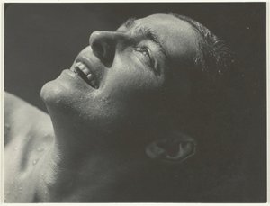 レベッカ・サルズベリー・ストランド、1922年。 作： Alfred Stieglitz