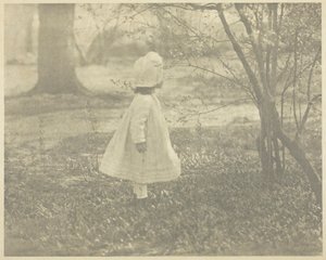 春 - ザ・チャイルド、1901年。 作： Alfred Stieglitz