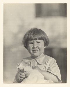 [イヴォンヌ・ブルソー、レイク・ジョージ]。 作： Alfred Stieglitz