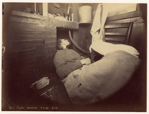 プーニェス事件...バートランドの女性の遺体が発見される 作： Alphonse Bertillon