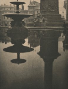 トラファルガー広場 作： Alvin Langdon Coburn