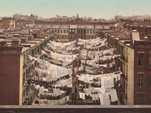 月曜日の洗濯、ニューヨーク市 作： American 20th Century, Detroit Photographic Company