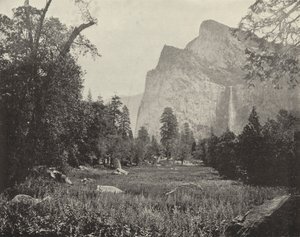 カリフォルニア州ヨセミテ渓谷、ブライダルベール滝（モノクロ写真 作： American Photographer (after)