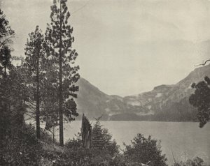 タホ湖のエメラルド・ベイ（モノクロ写真 作： American Photographer (after)