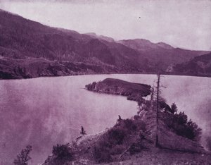コロラド州Ouray Mountainsのお膝元にあるLake San Cristoval(白黒写真)