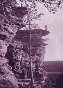 ウィスコンシン州のキャンプ・ダグラス近くにあるシグナル・ロック（モノクロ写真 作： American Photographer (after)