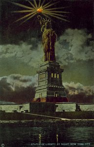自由の女神像（アメリカ・ニューヨーク州・ニューヨーク市）（カラー写真 作： American Photographer (after)