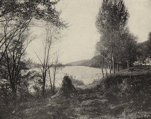 ニュージャージー州ミルフォードのデラウェア川（モノクロ写真 作： American Photographer (after)