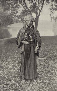 砂漠のベドウィンの女 作： American Photographer