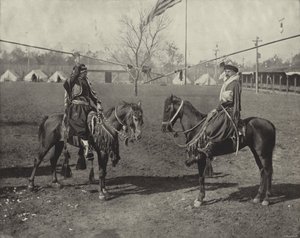 ワイルドイーストショーのアラブの槍兵 作： American Photographer