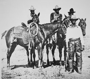 1890年頃、テキサス州ボンハムのブラック・カウボーイズ（モノクロ写真 作： American Photographer