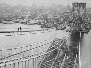 ブルックリン橋、1883年 作： American Photographer