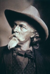 晩年のバッファロー・ビル（1846-1917）（モノクロ写真 作： American Photographer